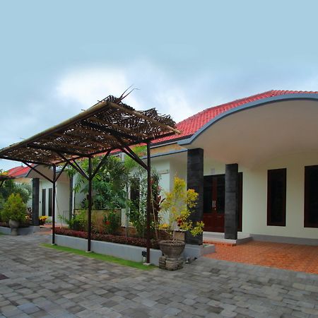 Alamanda Town House Denpasa Buitenkant foto